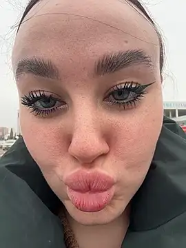 KiraSunshine's cam snapshot