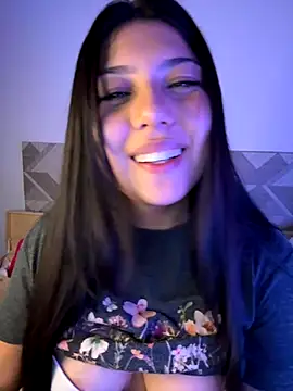 Maii_chan live sex cam