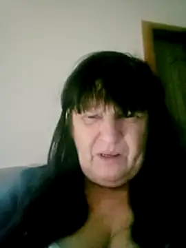 Apeesynka55211's cam snapshot