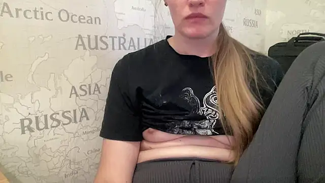 alisa_kitcat live sex cam