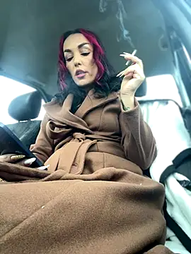 MeganFoxiy's cam snapshot