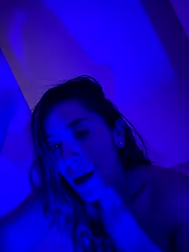 Mariana_gom's cam snapshot