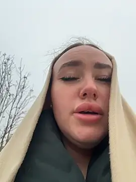 KiraSunshine's cam snapshot