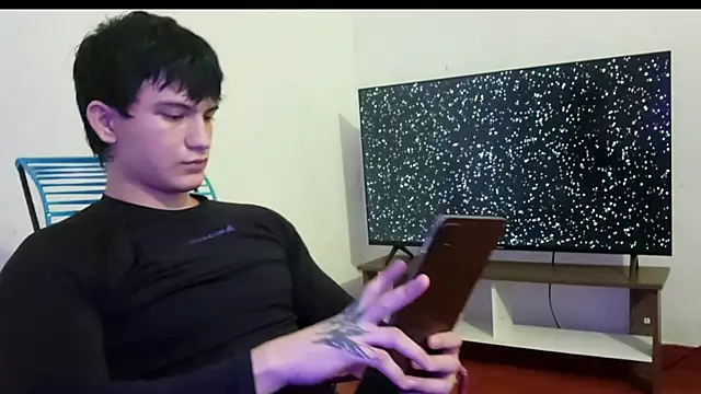 ErickWalton's cam snapshot