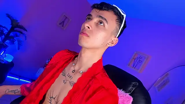 The_franka_boy's cam snapshot