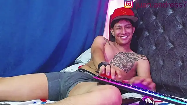 Stone_grey1_'s cam snapshot