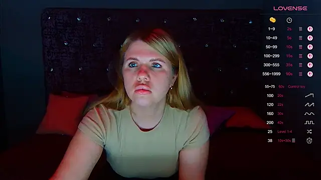 NoraBigAss's cam snapshot