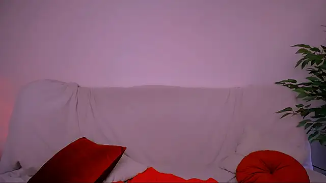 ElenaMonroe's cam snapshot