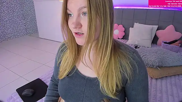 AshleyJoness's cam snapshot