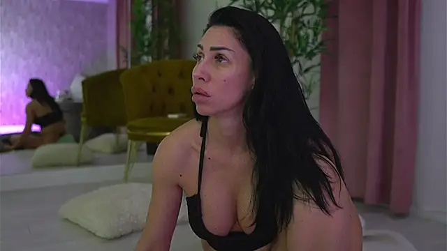 MyaBlack's cam snapshot