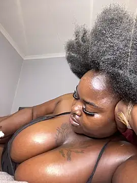 Honeycoco0211's cam snapshot