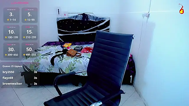 Hot-Rihanna's cam snapshot