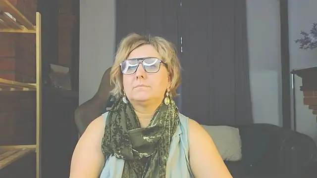 Marta_Wils's cam snapshot