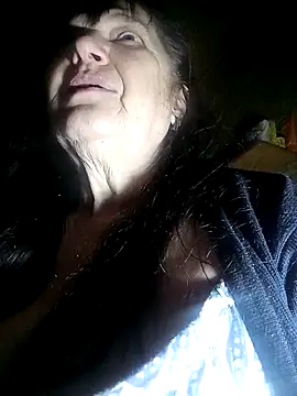 Apeesynka55211's cam snapshot