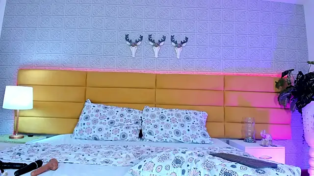 KamileBlake's cam snapshot