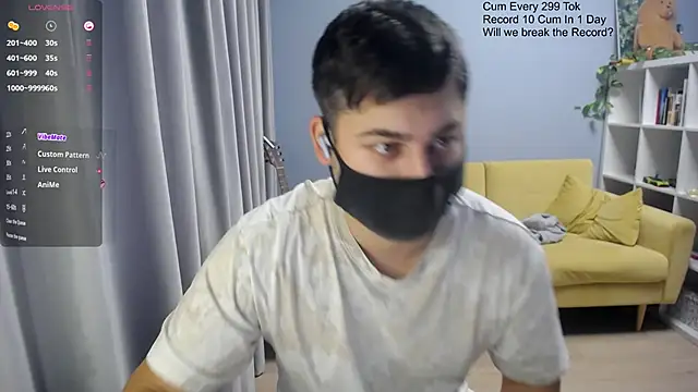 Tomguys live sex cam