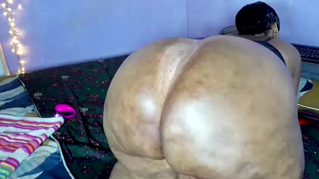 wilmaassylum's cam snapshot