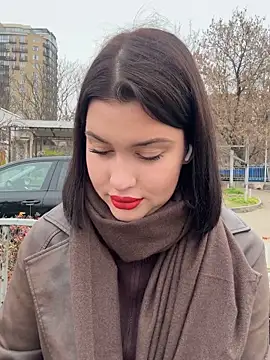 KikiWatson live sex cam