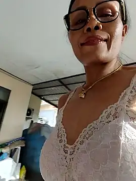 Mama_Eva_1 live sex cam