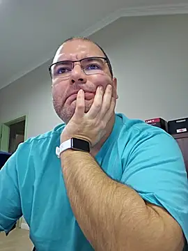 Andrew1900529 live sex cam