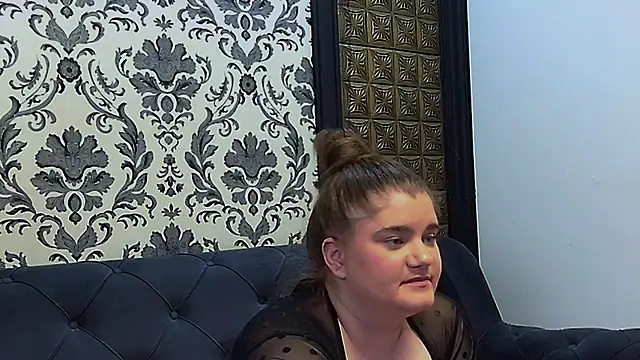 LissaBigTitts's cam snapshot