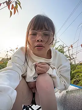 Maomilove1 live sex cam