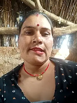 Chinki_pande's cam snapshot