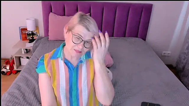 sabrinamacmarren's cam snapshot