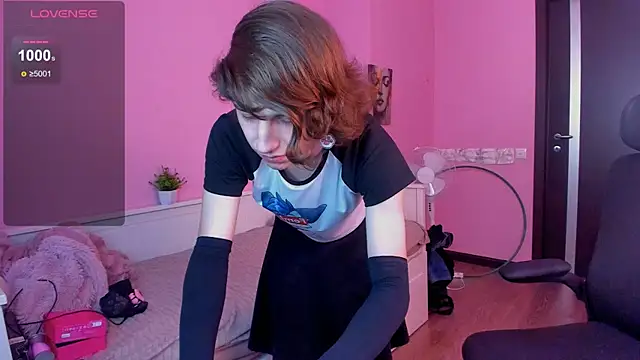 AvenGlow live sex cam