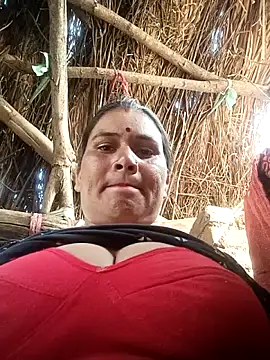 Chinki_pande's cam snapshot