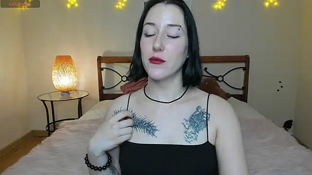 adell_berry's cam snapshot