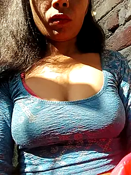 Kajal-Mehra's cam snapshot