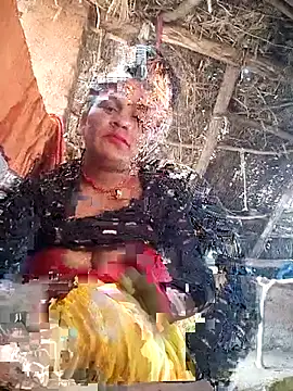 Chinki_pande's cam snapshot