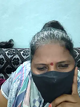 siri_telugutamil's cam snapshot