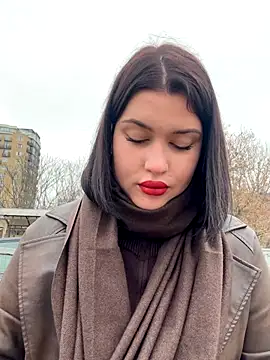 KikiWatson live sex cam