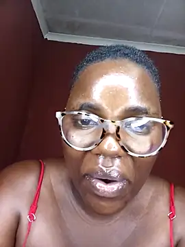 TheSpiceyQueen's cam snapshot