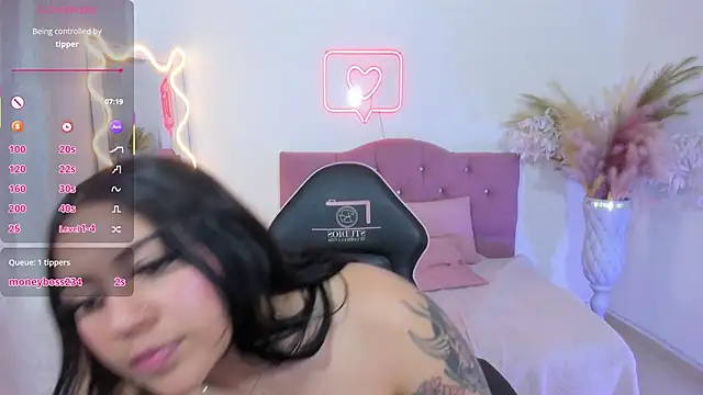 kendra_tay's cam snapshot