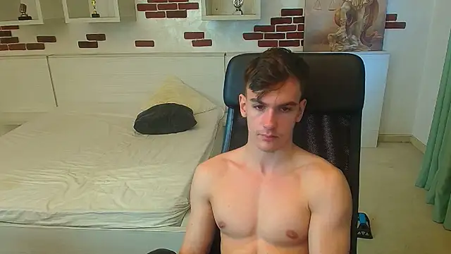 BradyFlint live sex cam