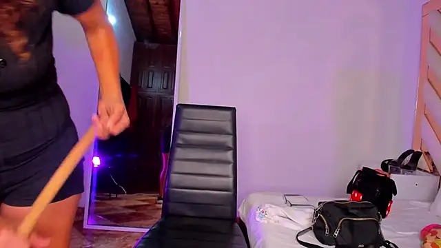 Keyla_Milf's cam snapshot