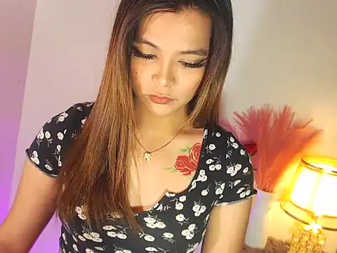 MajesticKitana live sex cam