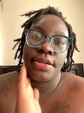 Toomuch_Squirt live sex cam