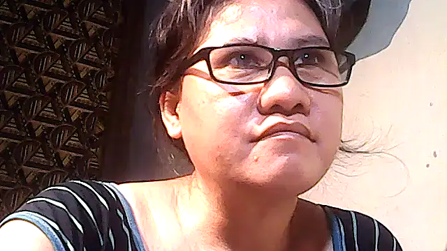 sweetsosie18's web cam