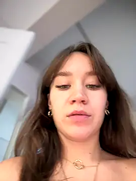 QuietNicole live sex cam