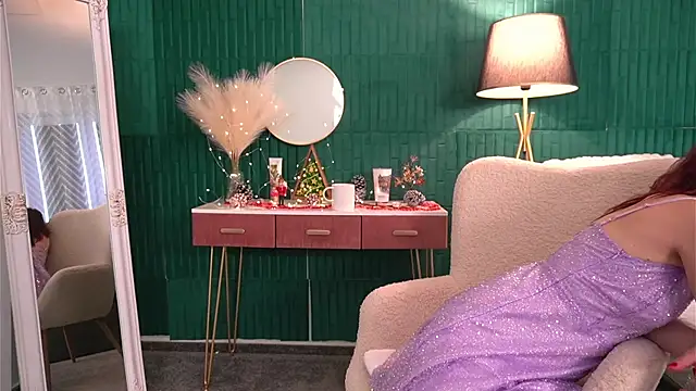 HaileyMoonn's cam snapshot