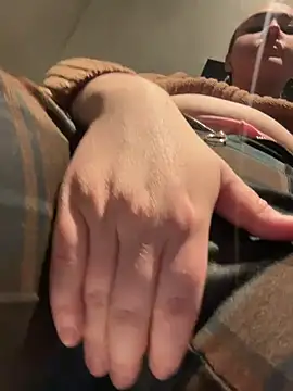 KiraSunshine's cam snapshot