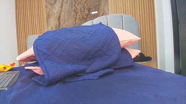 arletmss's cam snapshot