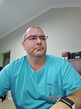 Andrew1900529 live sex cam