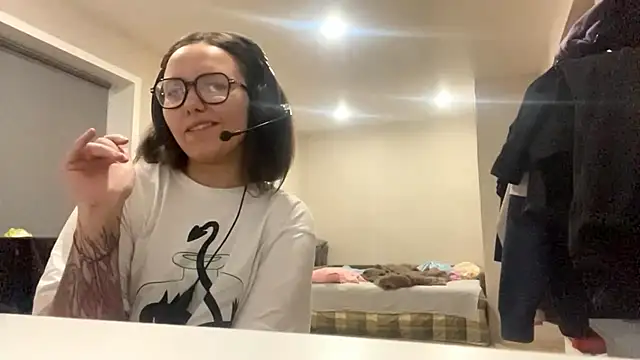 KerriMcbreen's cam snapshot