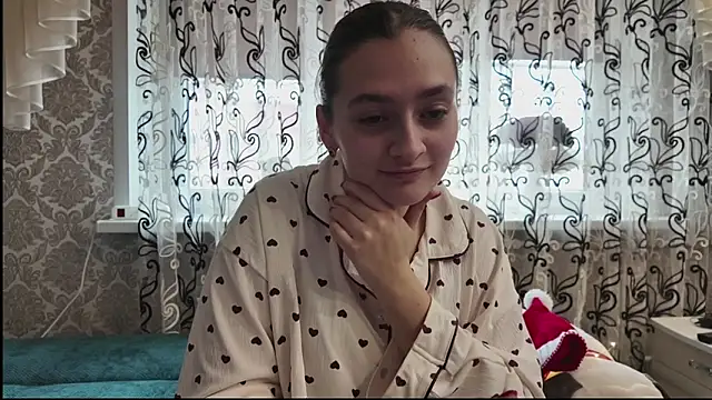 SweetLiaison live sex cam