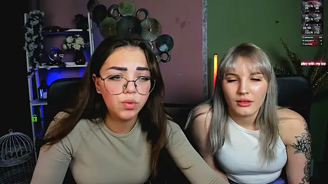 kiki_swan's cam snapshot